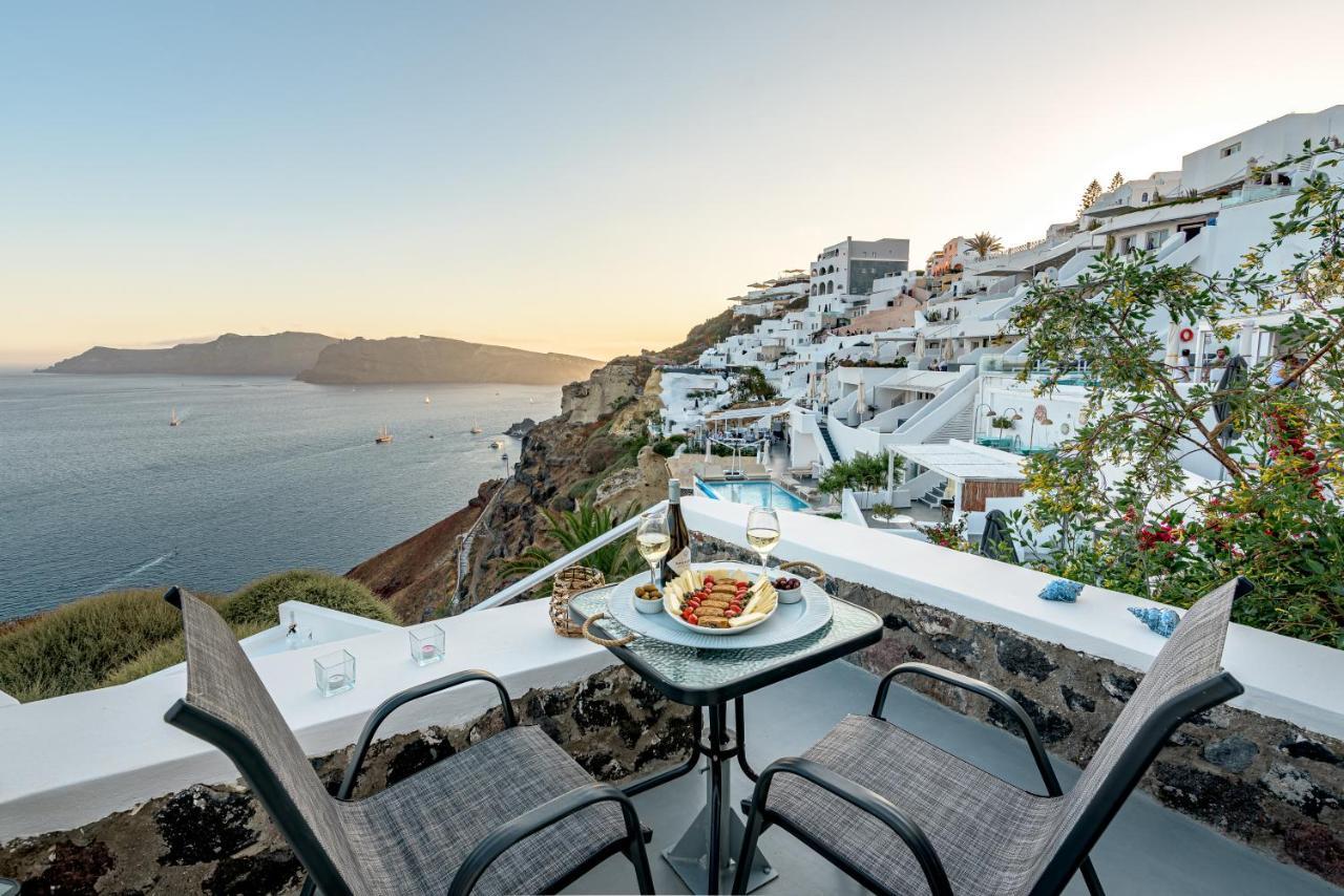 Amazing View Villa Oia With Jacuzzi 외부 사진