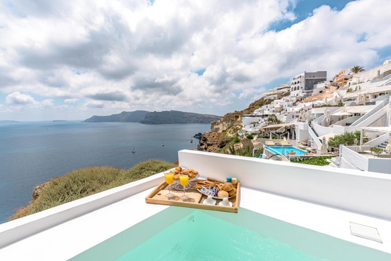 Amazing View Villa Oia With Jacuzzi 외부 사진
