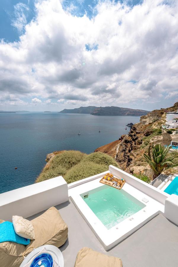 Amazing View Villa Oia With Jacuzzi 외부 사진